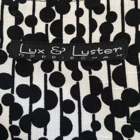 Canadian Designed Dress - Picture 5 of 6